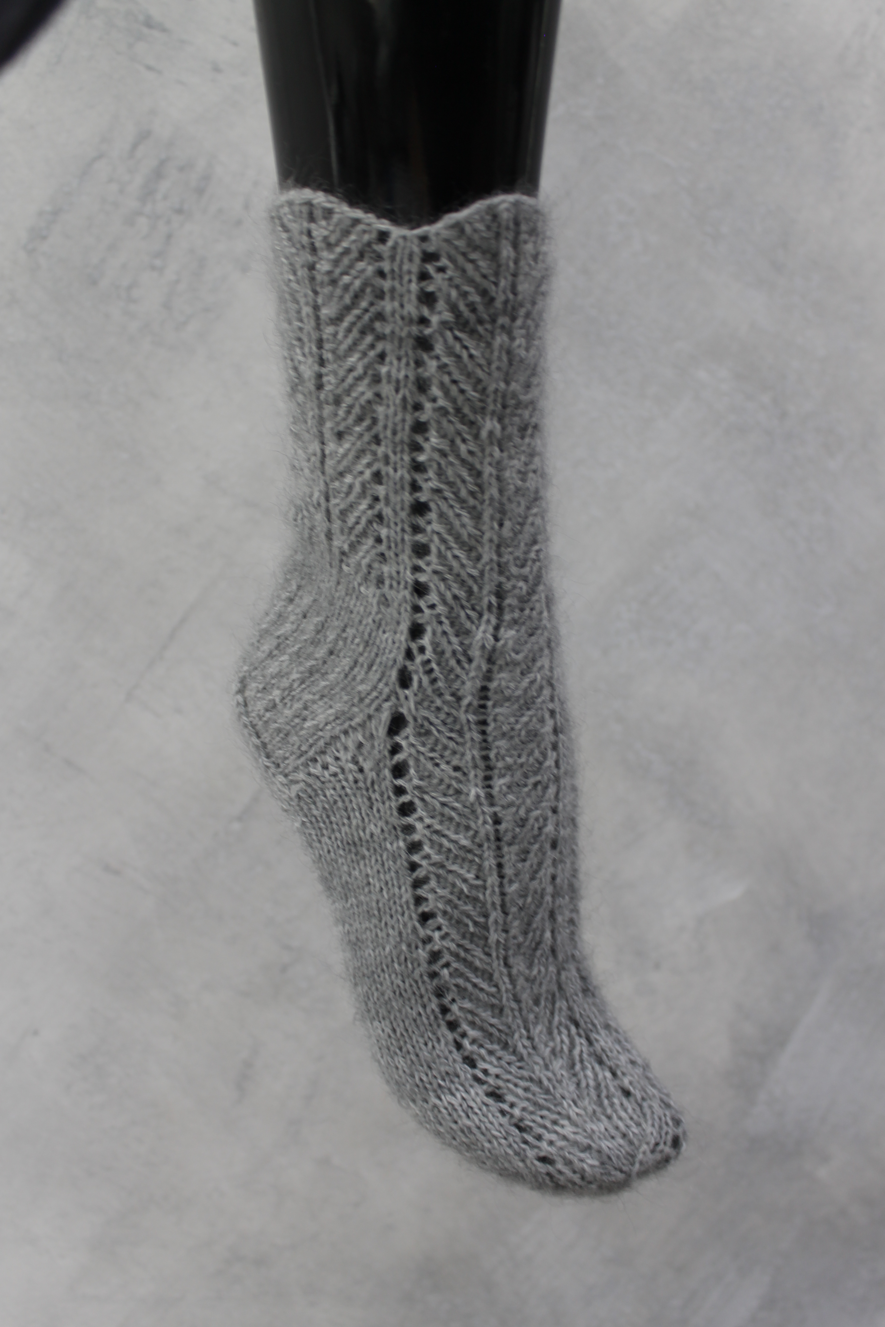 Носки женские пуховые ручной работы, цвет серый